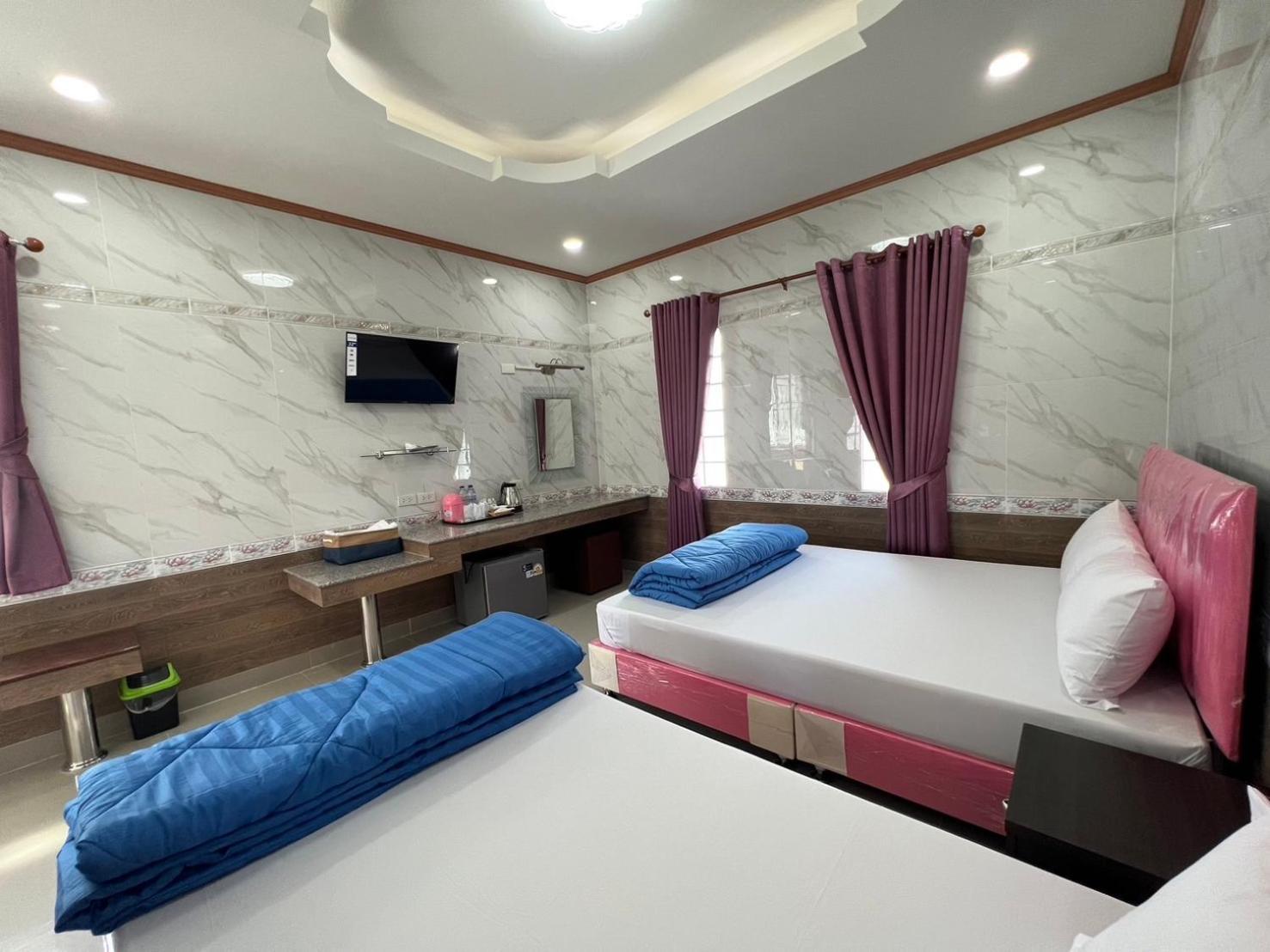 Bualuang Hotel Ангтхонг Экстерьер фото
