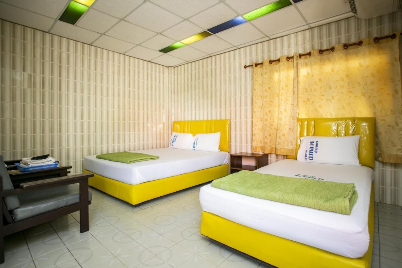 Bualuang Hotel Ангтхонг Экстерьер фото